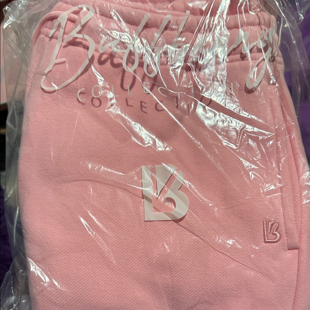 NWT Buffbunny Collection Plush Fleece Straight Leg Sweat Pant Reg L plastic pink